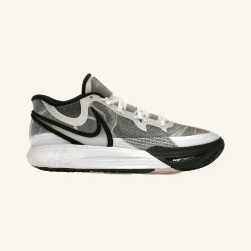 Nike Kyrie 8